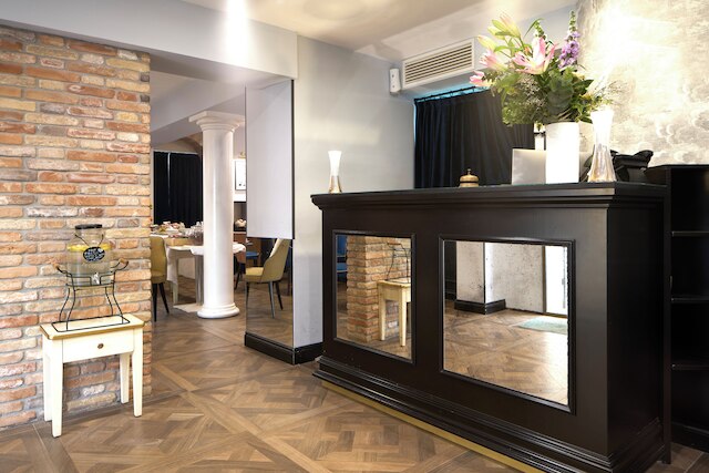 ホテル ド ポッツィ