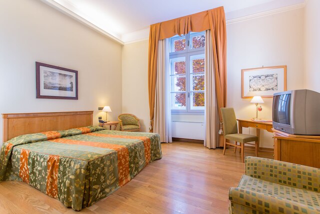 グランド ホテル アントゥラージュ パラッツォ ストラッソルド