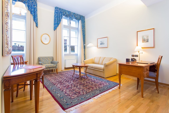 グランド ホテル アントゥラージュ パラッツォ ストラッソルド