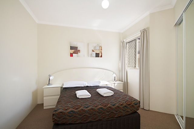 ブルー ウォーターズ アパートメンツ