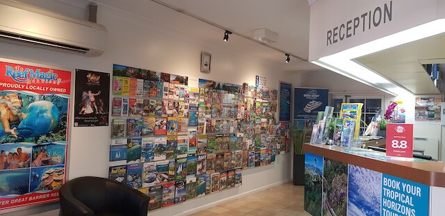 リーフ パームス モーテル