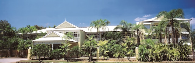 リーフ パームス モーテル