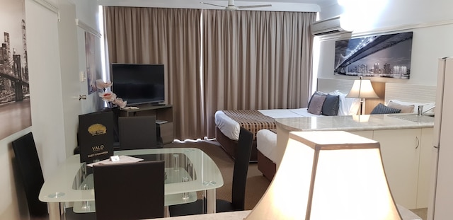 リーフ パームス モーテル