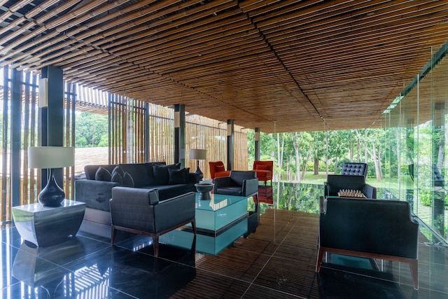 カユマニスヌサドゥアプライベートビラ＆スパ