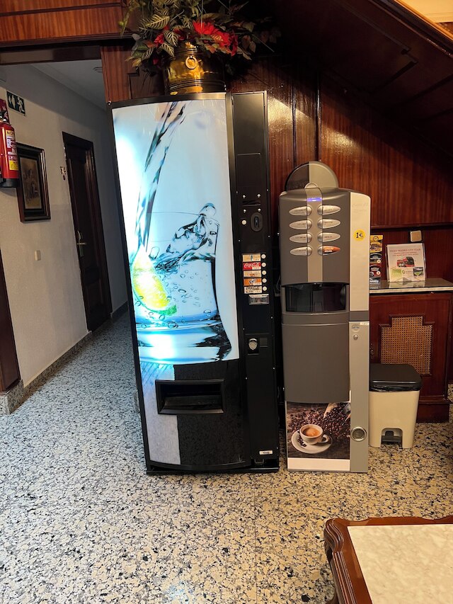 ホスタル ソンソールズ マドリード セントロ