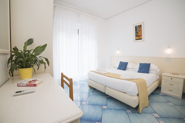 ホテル デ ローザ