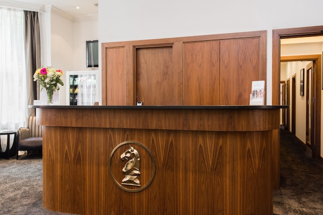 プレジデンシャル アパートメンツ - ケンジントン