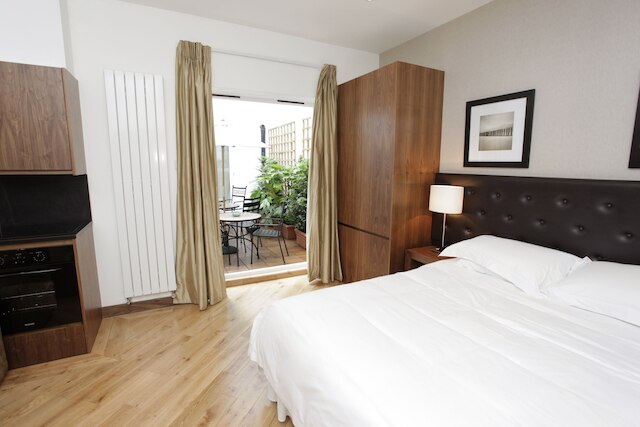 プレジデンシャル アパートメンツ - ケンジントン