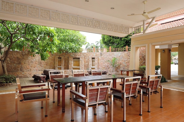 イースタン グランド パレス