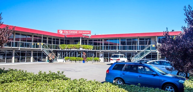 シティ セントラル モーテル アパートメンツ