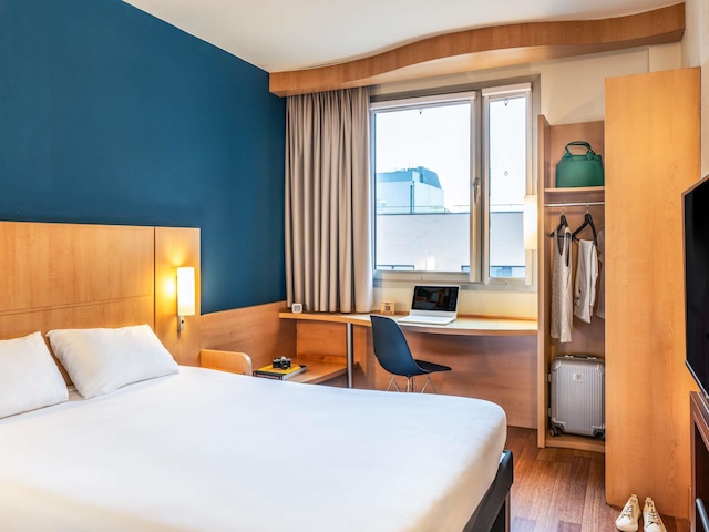 イビス バルセロナ グローリエズ 22