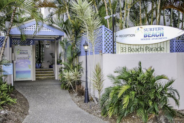 サーファーズ ビーチ ホリデー アパートメンツ