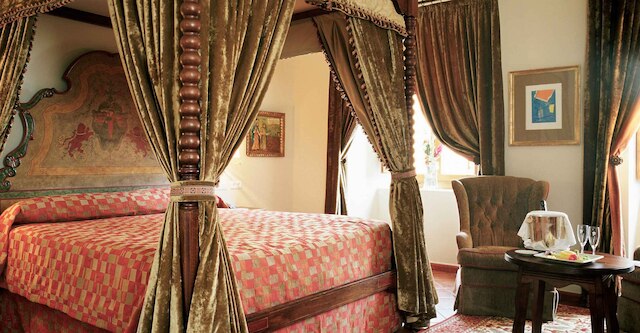 パラドール デ サント ドミンゴ ベルナルド デ フレスネダ