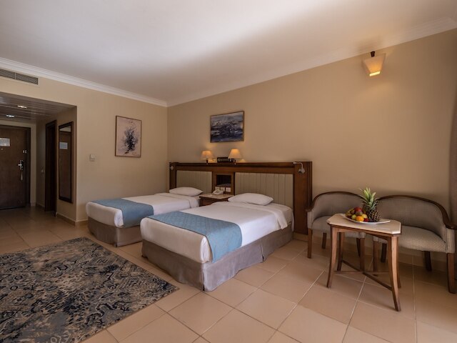 セレニティ アルファ ビーチ