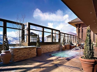 アメリカズ カジノ リゾート スパ ブラック ホーク