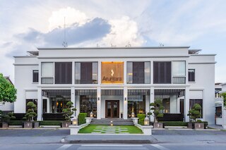 アルンタラ リバーサイド ブティックホテル