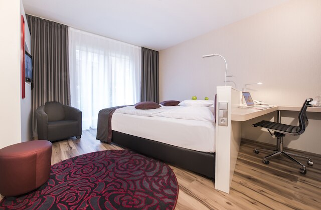 ホテル コレギウム レオニナム