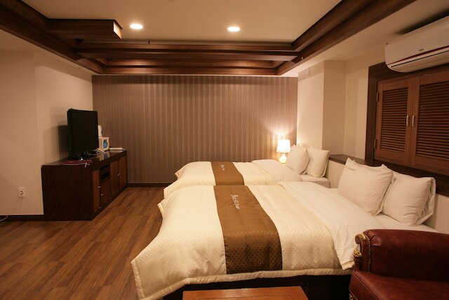 ヒル ハウス ホテル