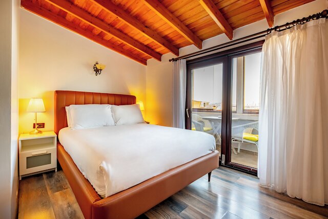 マンガナ コナック