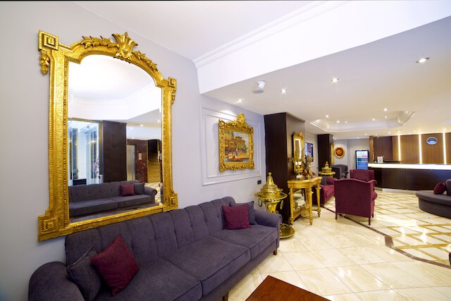 グランド アント ホテル