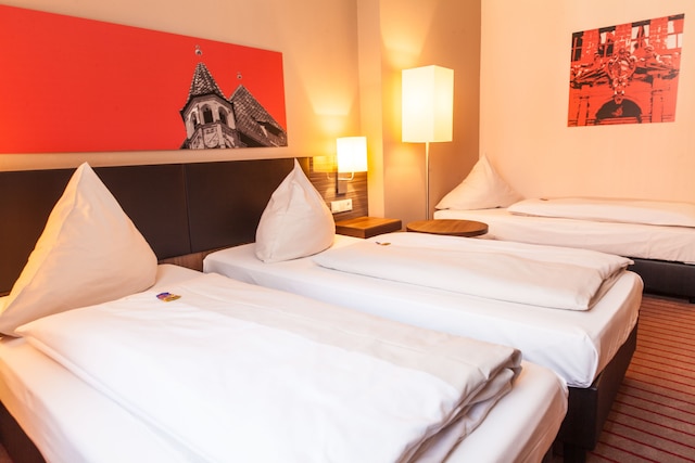 ノヴィーナ ホテル ティリーパーク