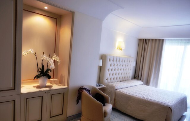 ホテル ヴィラ フローロ