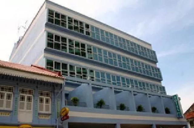 ホテル 81 エレガンス