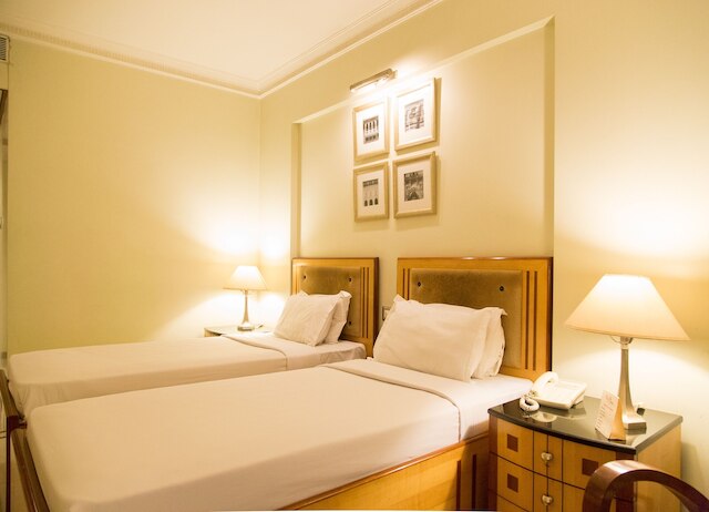 サロヴァー ポルティコ カルプル アフマダーバード