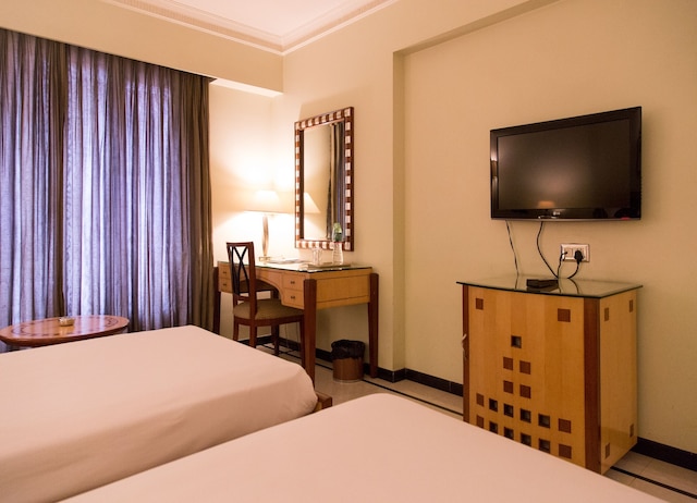 サロヴァー ポルティコ カルプル アフマダーバード