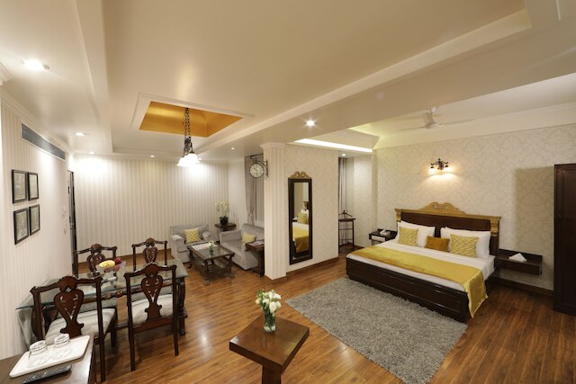 ロックランド ホテル - C R パーク