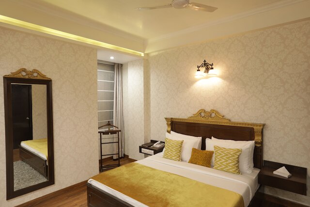 ロックランド ホテル - C R パーク