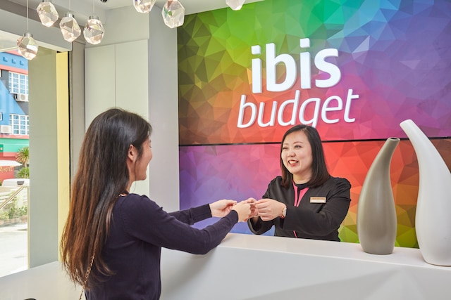 イビス バジェット シンガポール アメトリイン