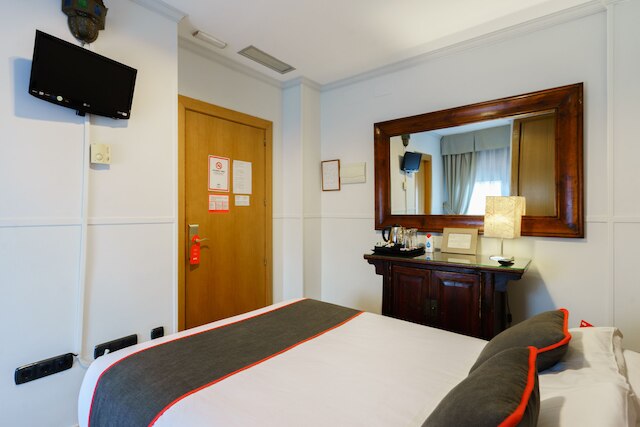 ホテル ブティック レイナ モラ