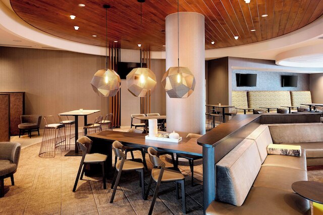 スプリングヒル スイーツ バイ マリオット インディアナポリス ダウンタウン