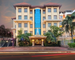 ザ スイート バイ ロイヤル クラウン ホテル