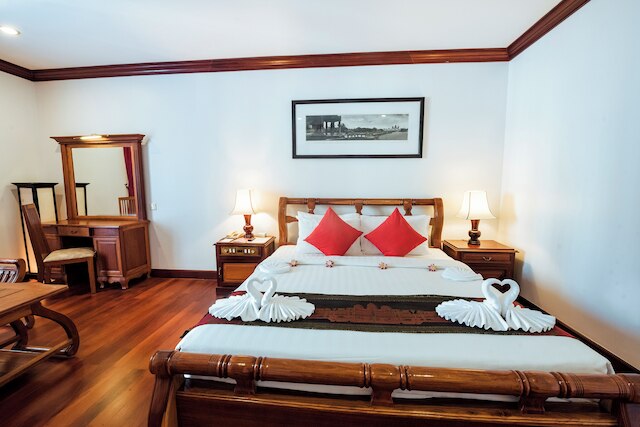 ザ スイート バイ ロイヤル クラウン ホテル