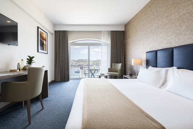 ウォーターフロント