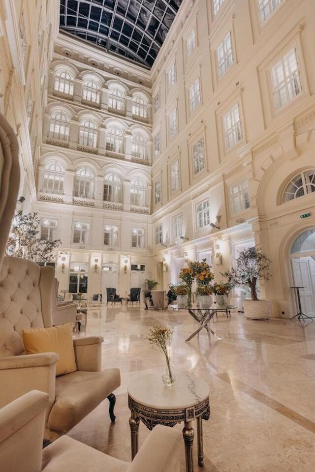 グランド パレス ブルノ