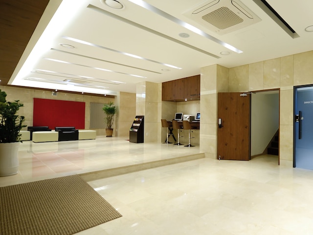 ニュー オリエンタル ホテル