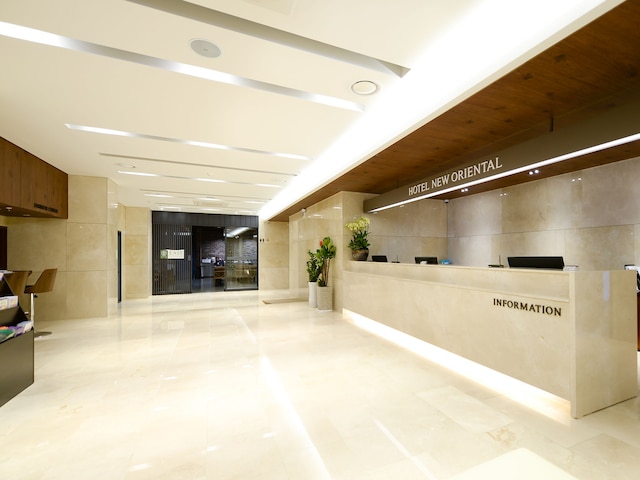 ニュー オリエンタル ホテル