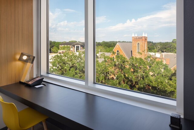 アロフト タラハシー ダウンタウン