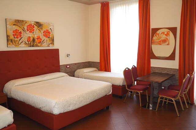 ホテル エスター