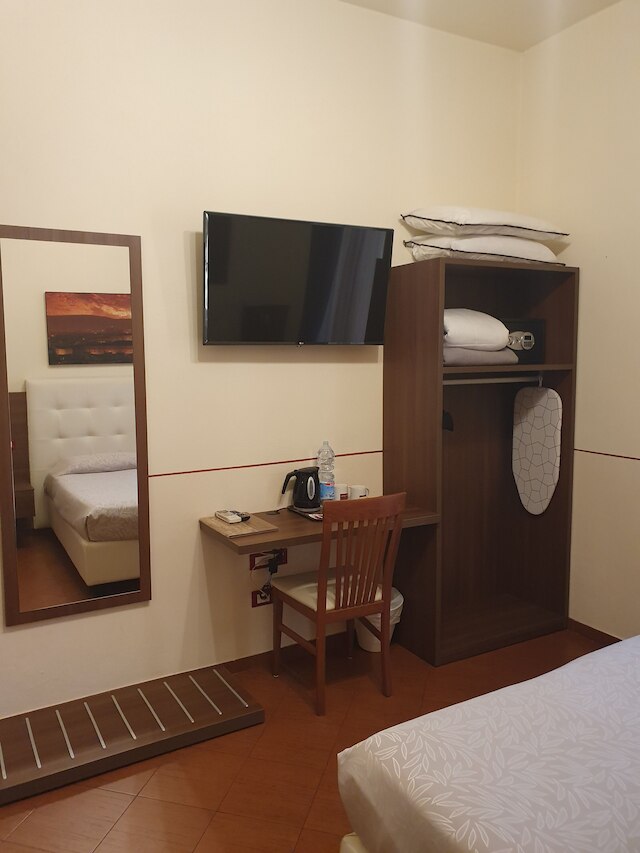 ホテル エスター