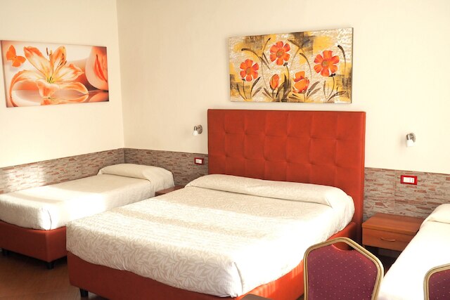 ホテル エスター