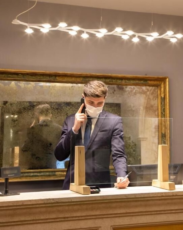 ヴィヴァルディ ラグジュアリー ルームズ