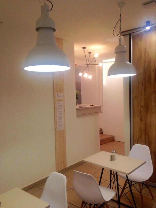 ダン イン アウト