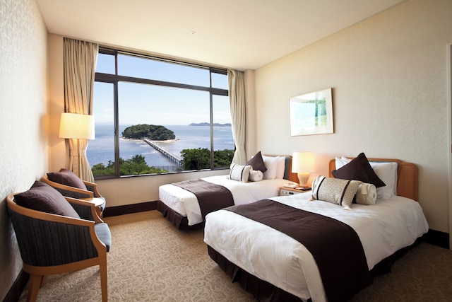 蒲郡クラシックホテル