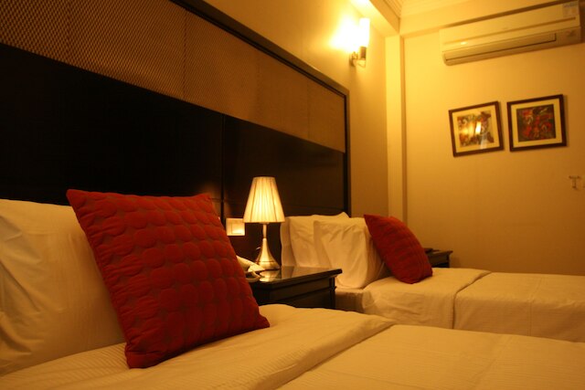 エンブレム ホテル ニュー フレンズ コロニー