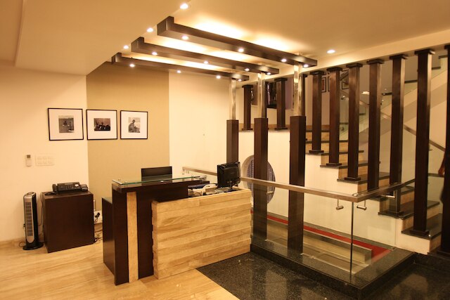 エンブレム ホテル ニュー フレンズ コロニー