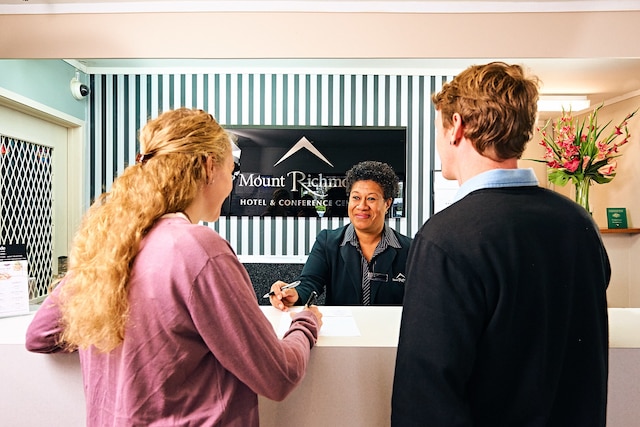 マウント リッチモンド ホテル